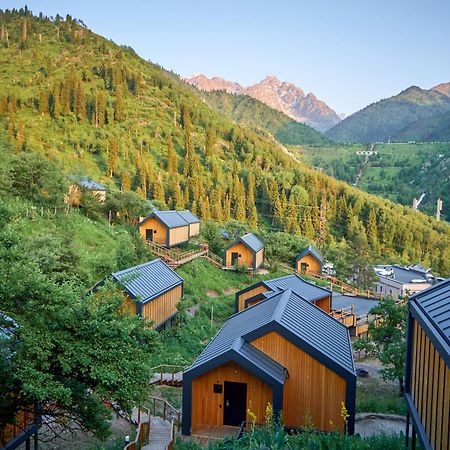 Qazaq Auyl Eco Hotel Almaty Eksteriør billede