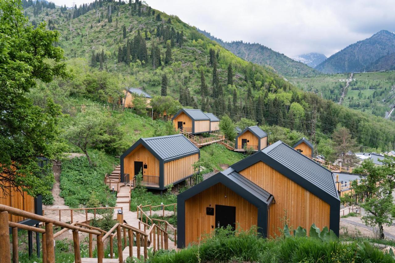 Qazaq Auyl Eco Hotel Almaty Eksteriør billede