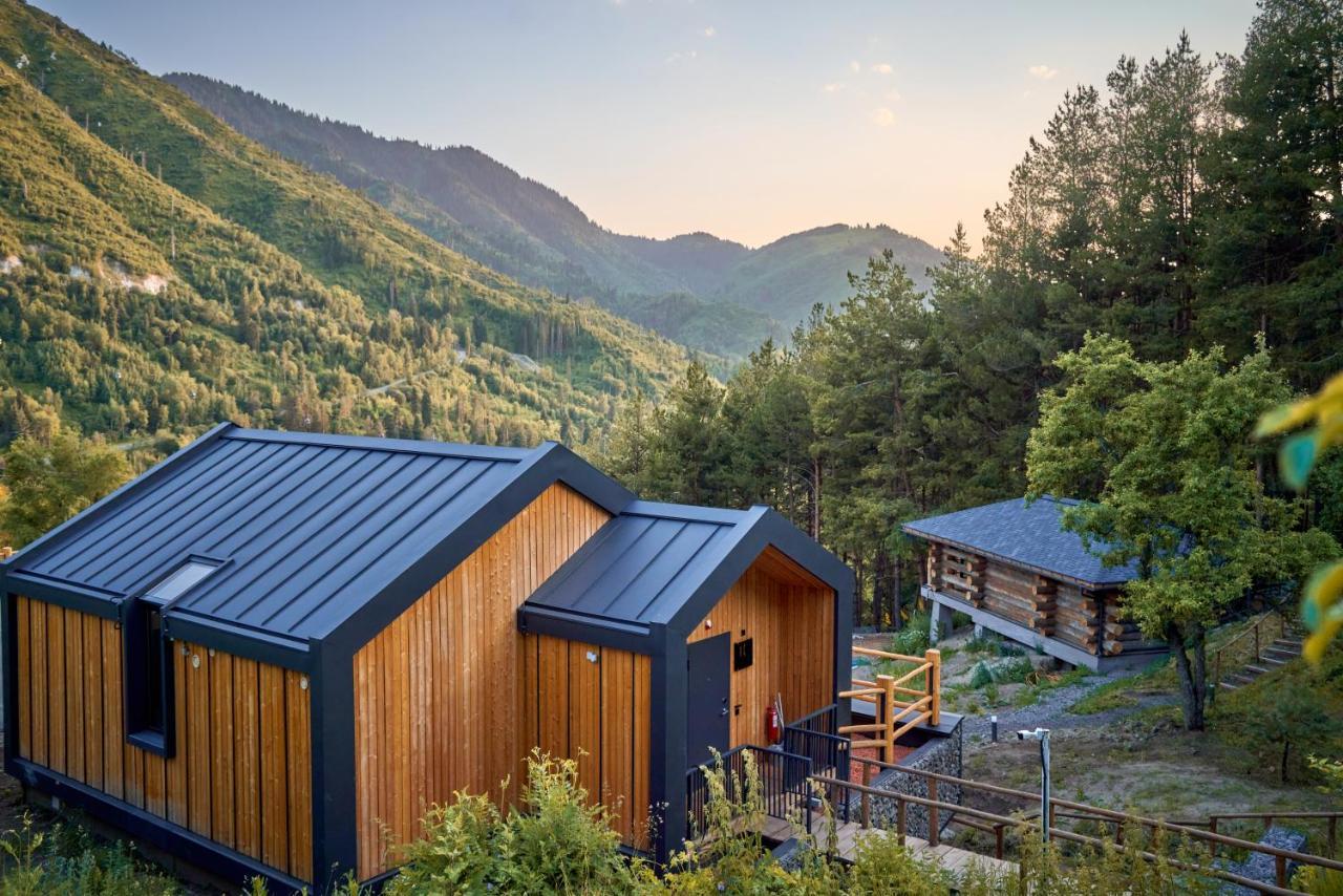 Qazaq Auyl Eco Hotel Almaty Eksteriør billede