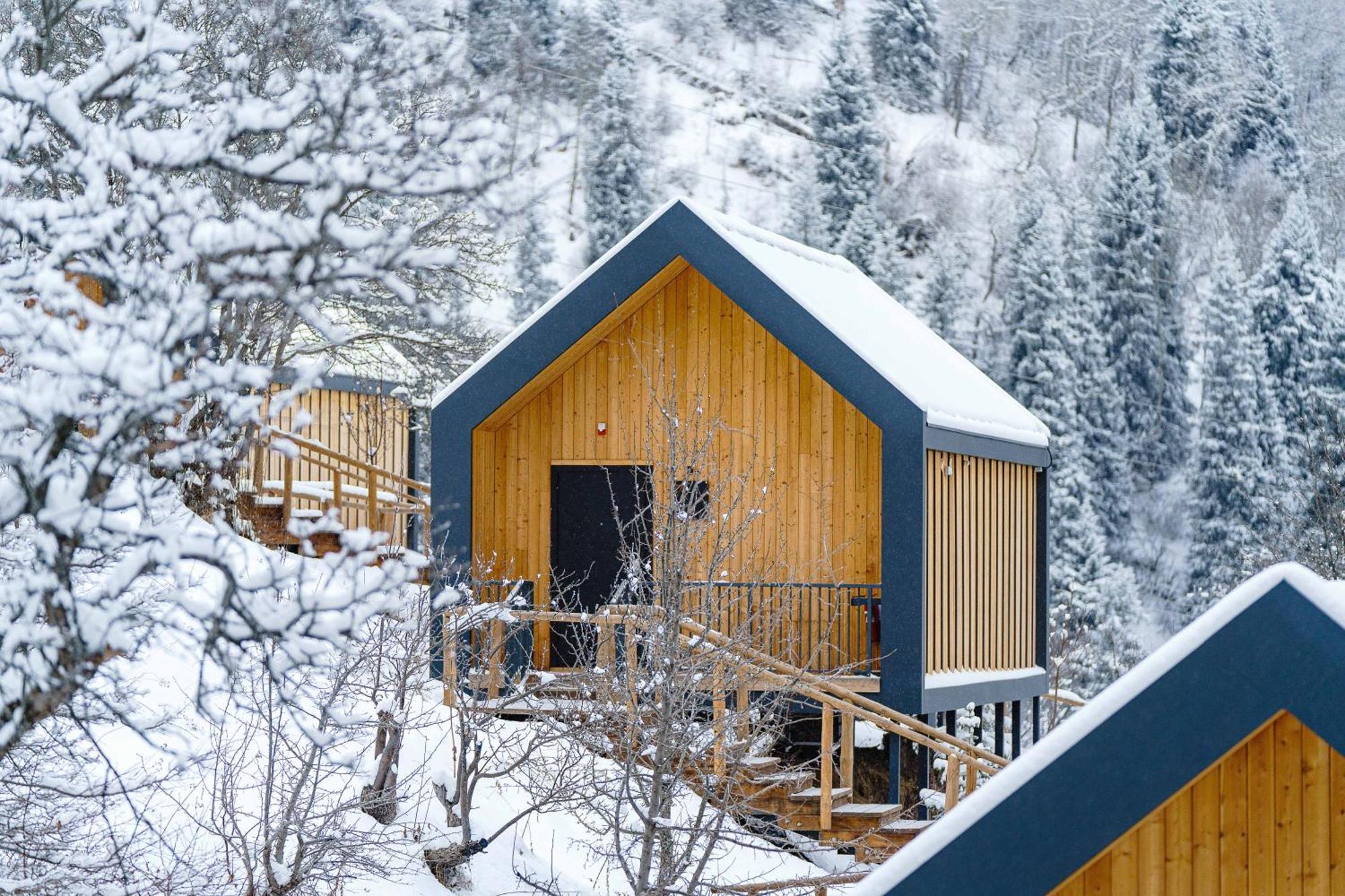 Qazaq Auyl Eco Hotel Almaty Eksteriør billede