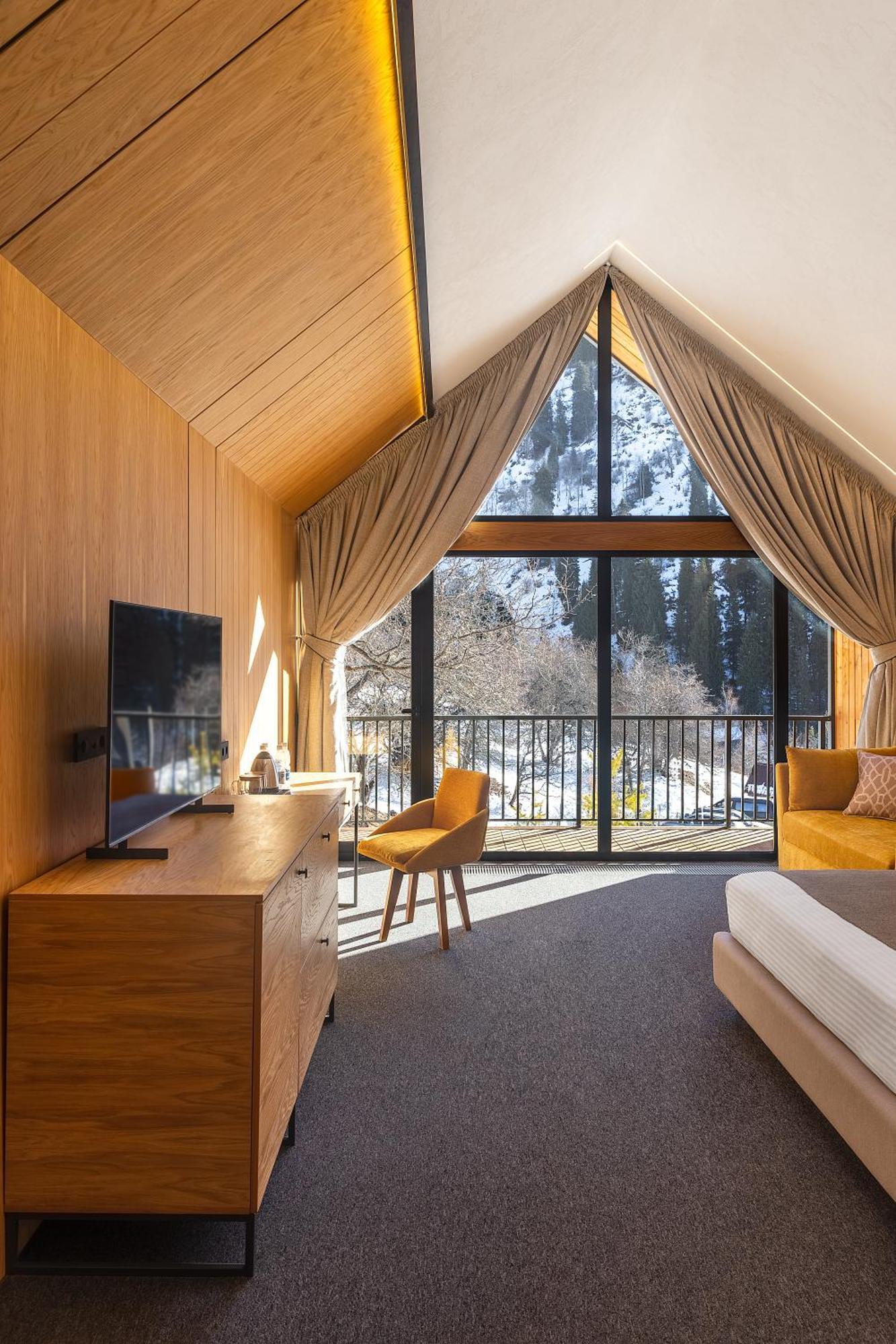 Qazaq Auyl Eco Hotel Almaty Eksteriør billede