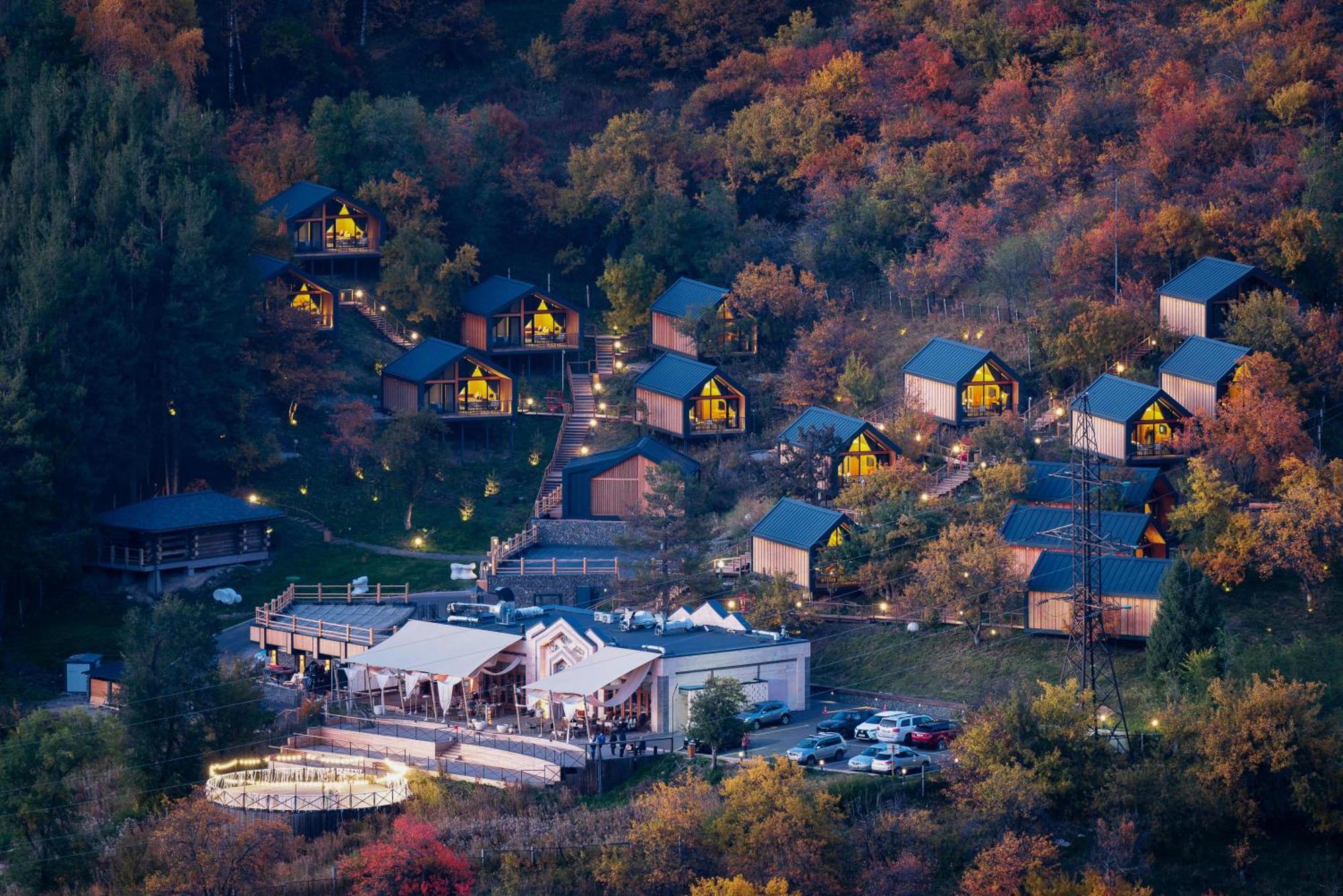 Qazaq Auyl Eco Hotel Almaty Eksteriør billede
