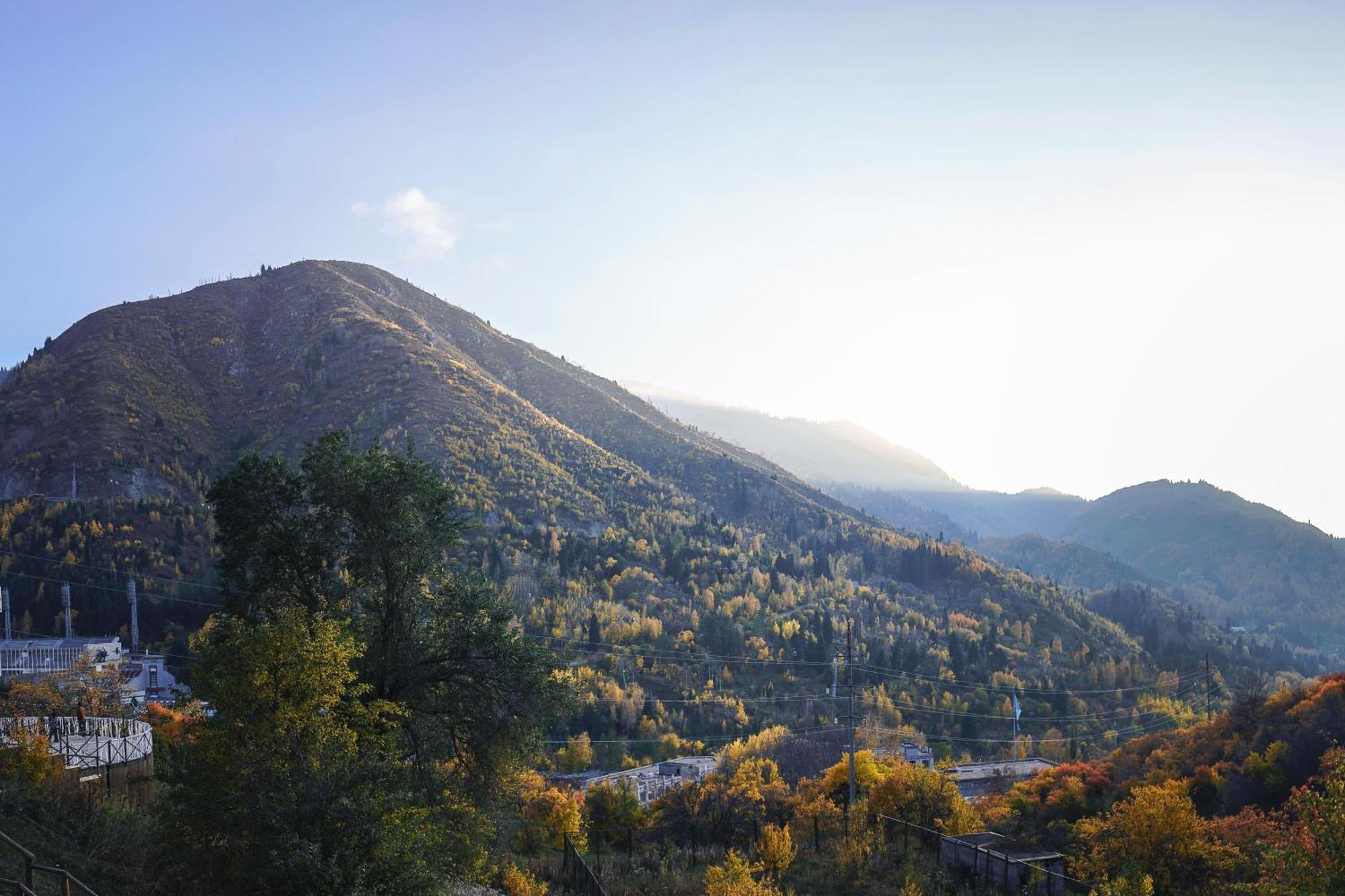 Qazaq Auyl Eco Hotel Almaty Eksteriør billede