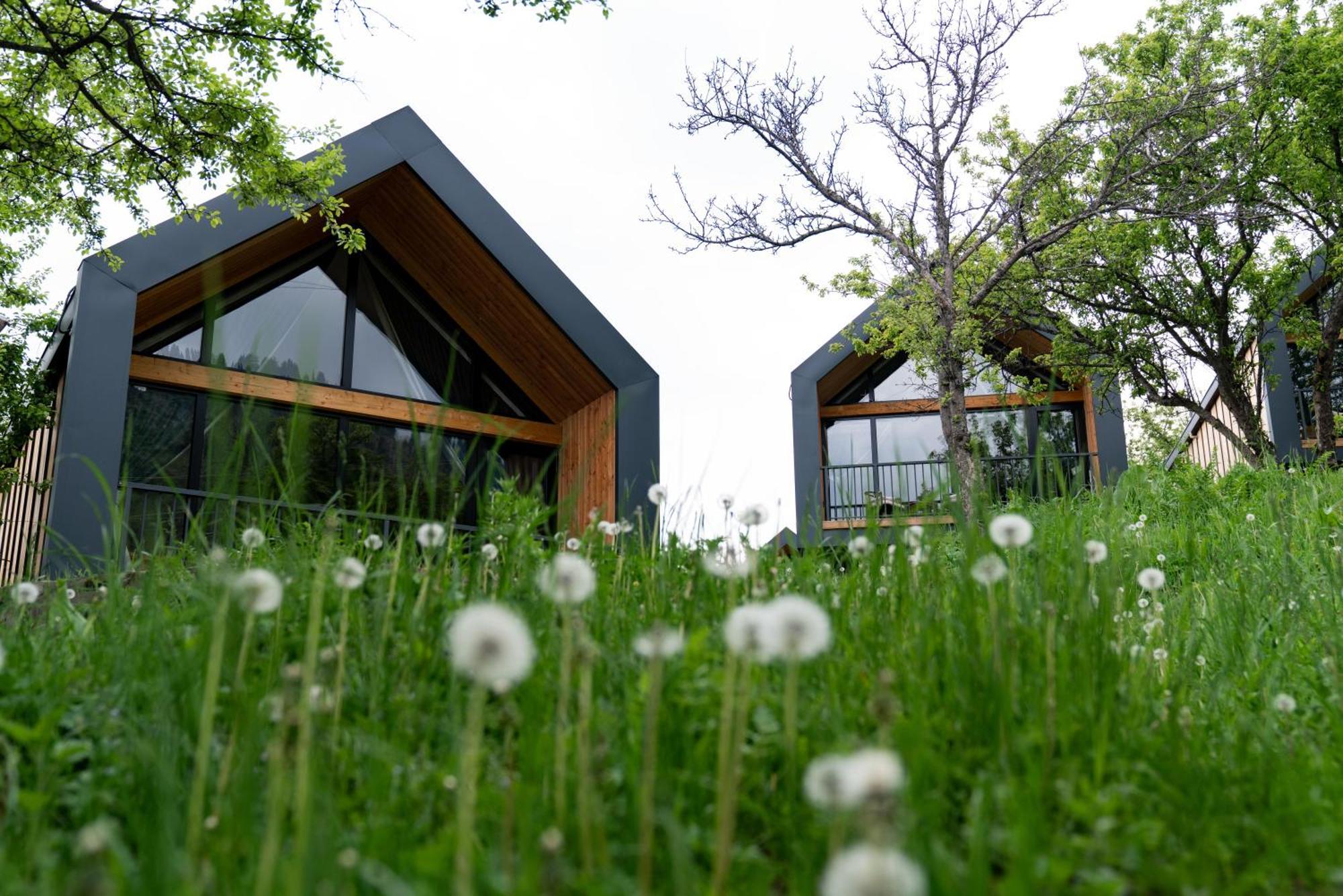 Qazaq Auyl Eco Hotel Almaty Eksteriør billede
